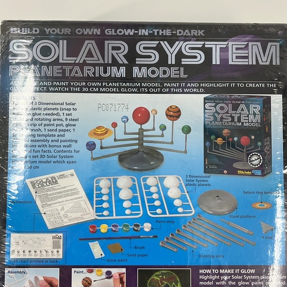 4M KidzLabs Glow In The Dark Solar System Planetarium Model NEW 8Y & Up - Picture 11 of 12